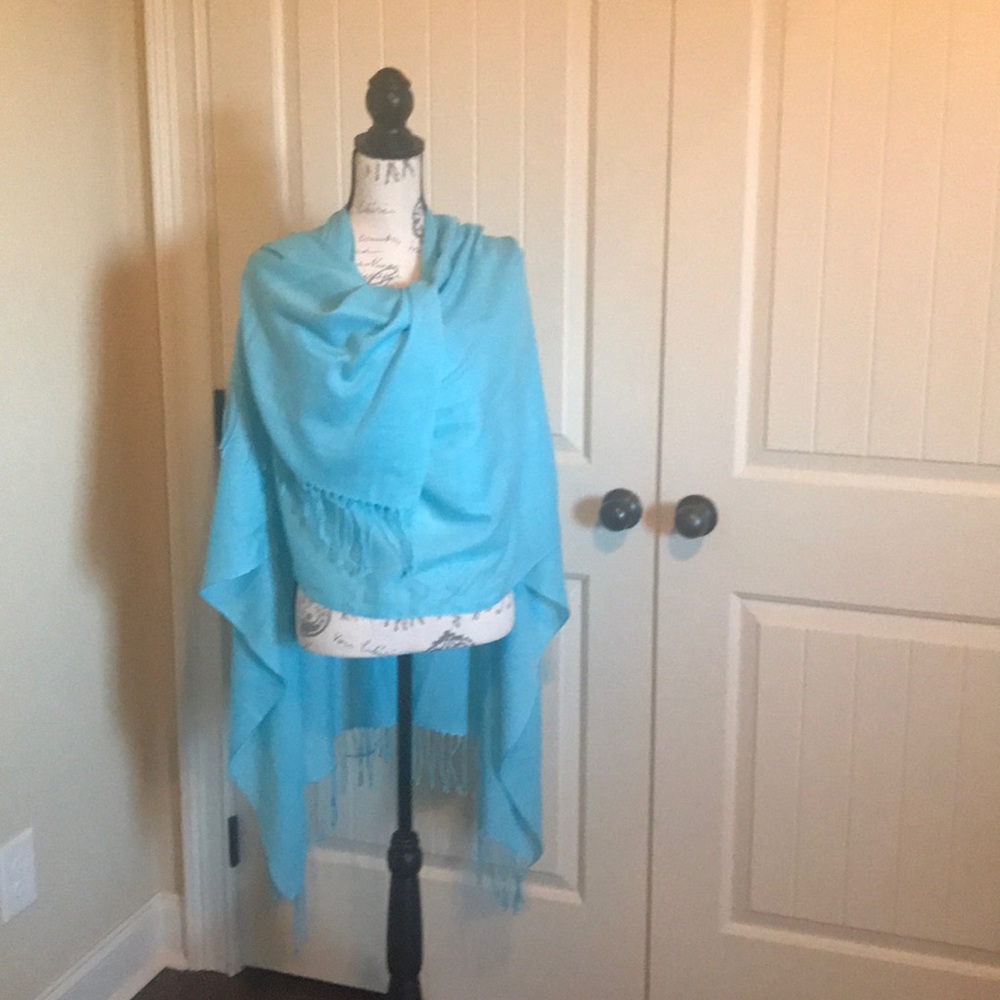 Turquoise wrap - Picture 4 of 7